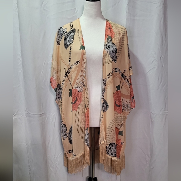 Daniel Rainn Other - Daniel Rainn Women's Apricot Orange Boho Floral Fringe Kimono Size XS/S